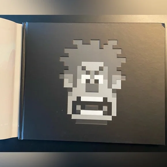 The Art of WRECK-IT RALPH 2012 DISNEY Chronicle Books OOP 1st Ed NEW + STICKERS! - Picture 6 of 11